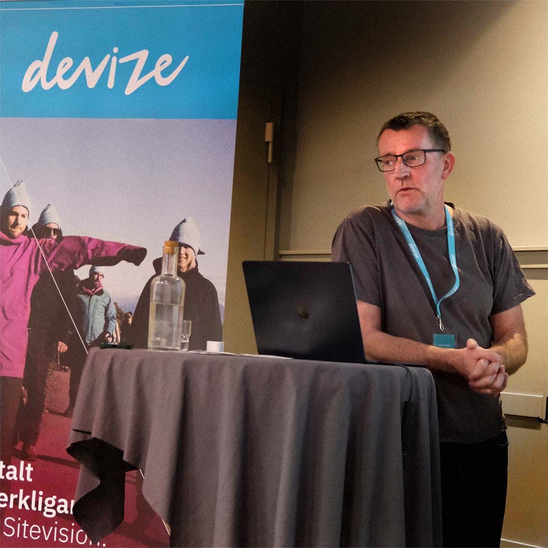 Ove Lundkvist från Devize på event om AI och Sitevision på Knaust i Sundsvall 2025