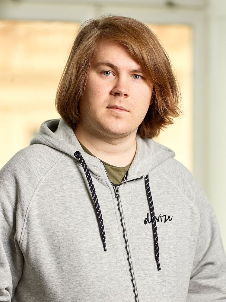 William Gillström på Devize